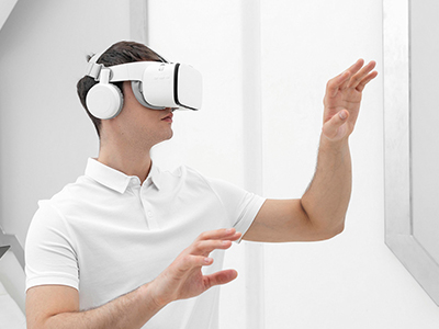 VR System - Happy Moves